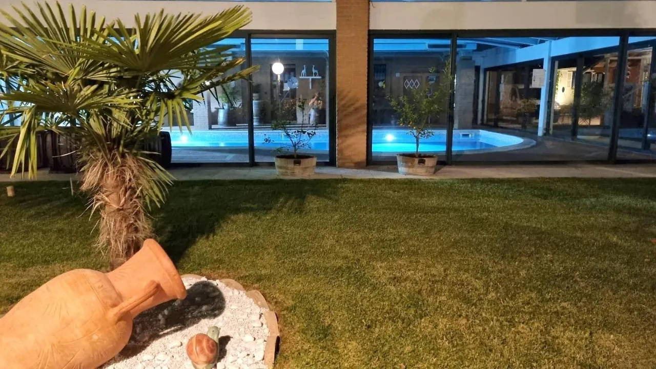 Fontana Oasis Apartments Castelnuovo del Garda Italy